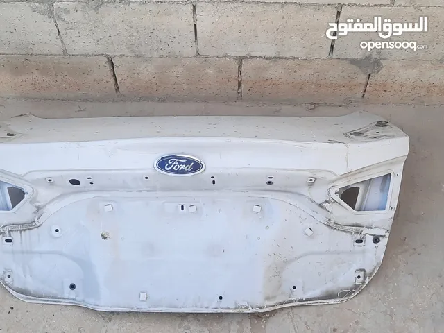 يوجد قطع فورد فيوجن جناح  + غطاء امام + طمبون امامي + جناح + اضواء