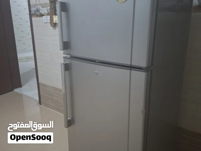 براد  استعمال بسيط جدا للبيع بسعر مغري