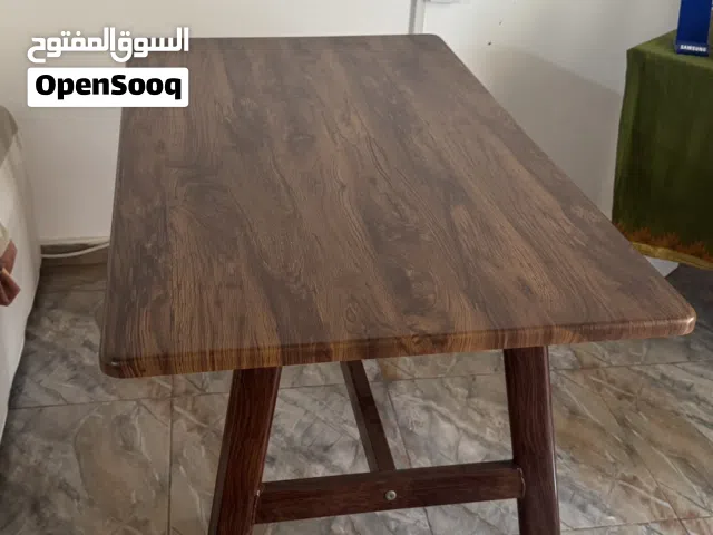 Dining table good condition