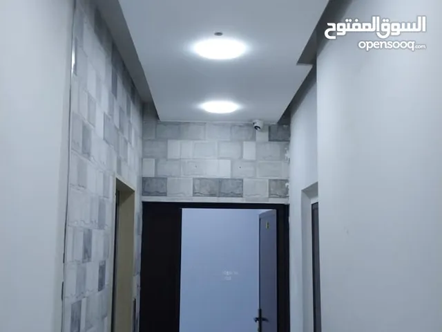 مكتب للبيع طابق ثاني من المالك مباشره في احسن منطقه خلدا مقابل حلويات حبيبه قابل لتفاوض السعر
