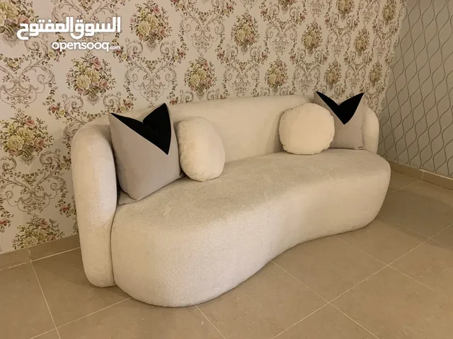 احدث الستائر والأثاث وأحدث الديوانيات الرسمية وأفضل الجلسات المنزلية