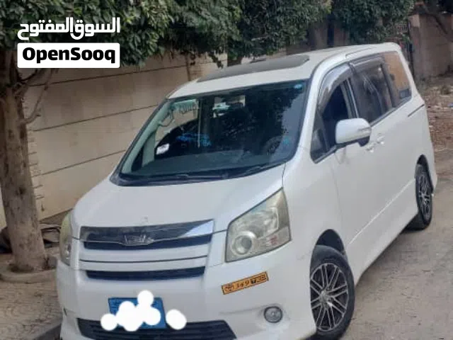 توصيل طلاب مدارس او جامعه على باص نوها مريح وامن للطلاب