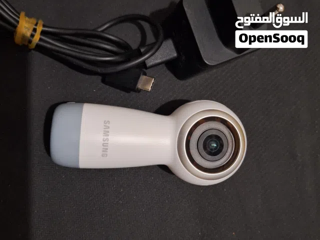 كاميرا  Samsung Gear 360 (موديل 2017) وتتميز بقدرتها على تصوير الفيديو بدقة 4K بزاوية 360 اقرء الوصف