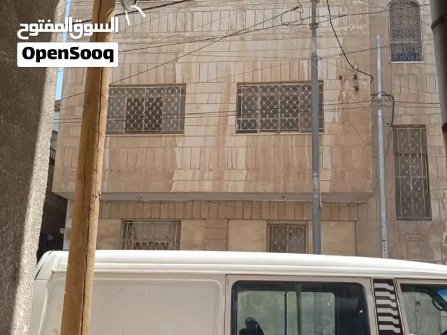 Building for Sale in Zarqa Hay Al Hussain