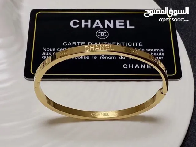 اسوارة copy1 CHANEL من الدرجة الاولى ما بروح لونها ابدا