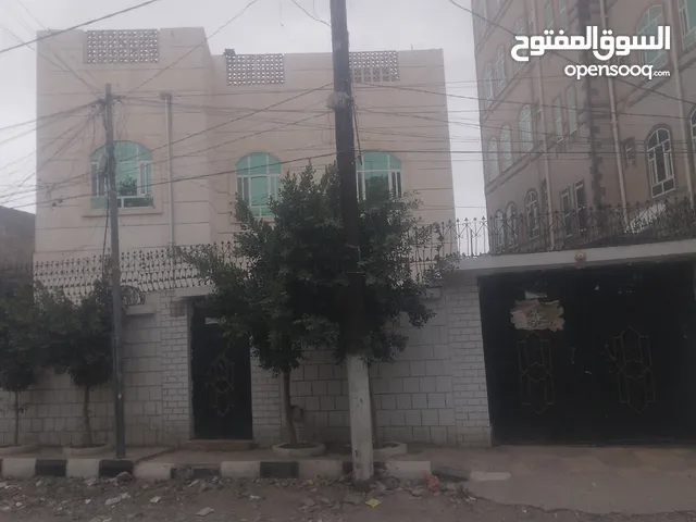 400 m2 5 Bedrooms Villa for Rent in Sana'a Asbahi