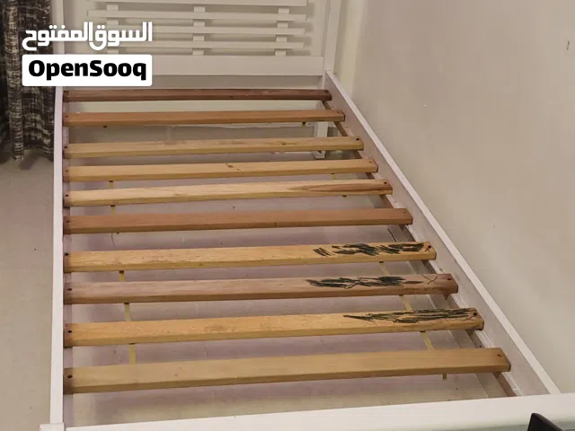 للبيع سريرين