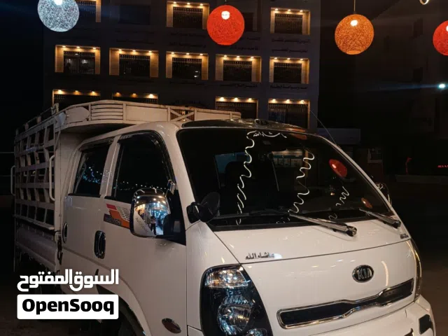 بكم دبل كابين KIa Bongo3 موديل 2017 تب نظافة