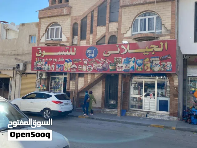 منزل تجاري علي الطريق فرجي الشارع الغربي بدخول ممتاز
