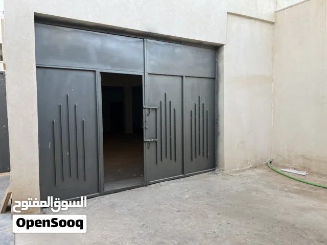 بدروم (بيزمت ) للايجار خلف مستشفى المعاقين