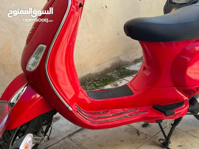 New Vespa Primavera 150 in Amman