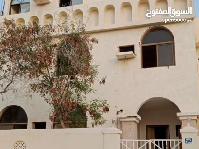 500m2 More than 6 bedrooms Townhouse for Rent in Muscat Qurm