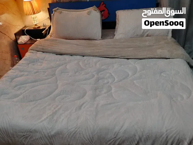 غرفة نوم ميني ماستر خشب لامنيت بحالة ممتازة
