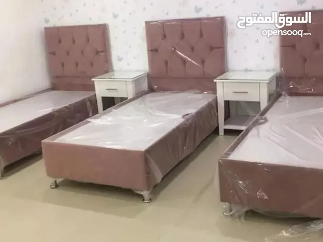 سرير طبي جديد