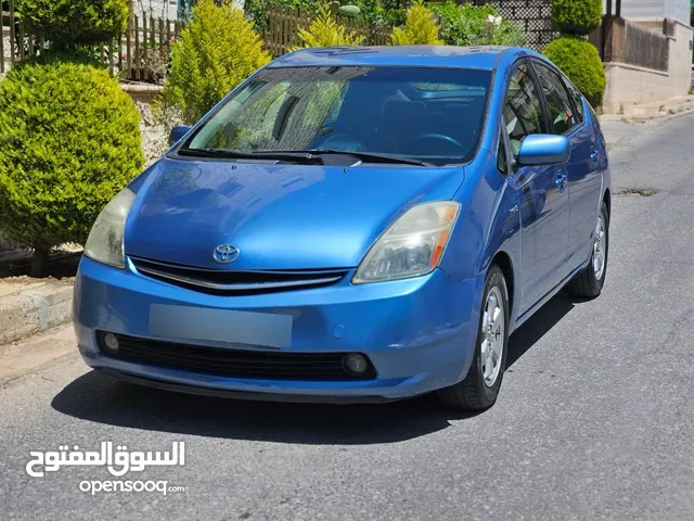 Used Toyota Prius in Amman