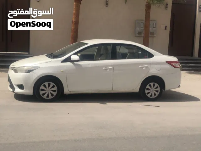 2016 Toyota Yaris Basic