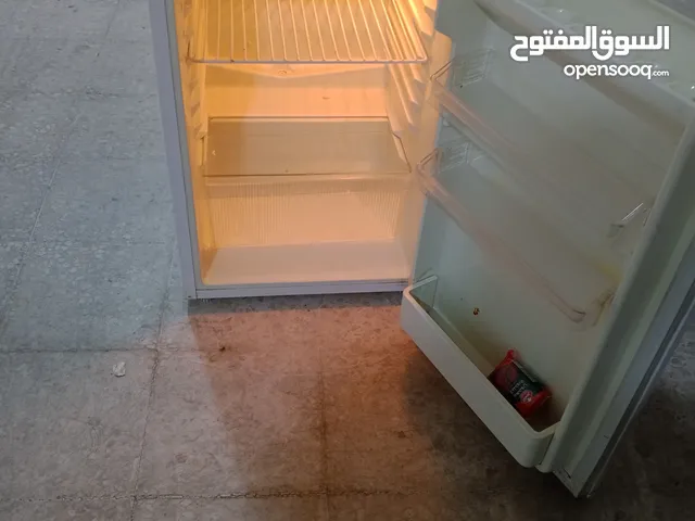 تلاجه بحاله الوكاله تلاجه مكتب ممتازه