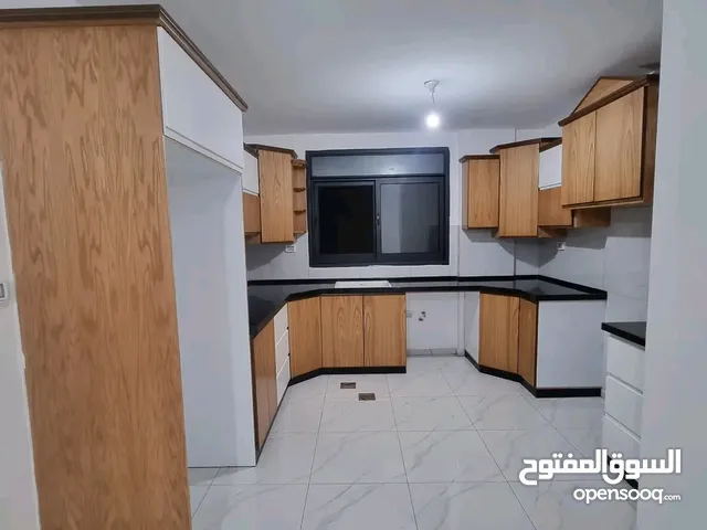 شقة للبيع بالقرب من عسل وبصل.جيب عفشك.واسكن.