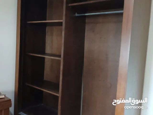 خزانه شبه جديد نظيف جدا