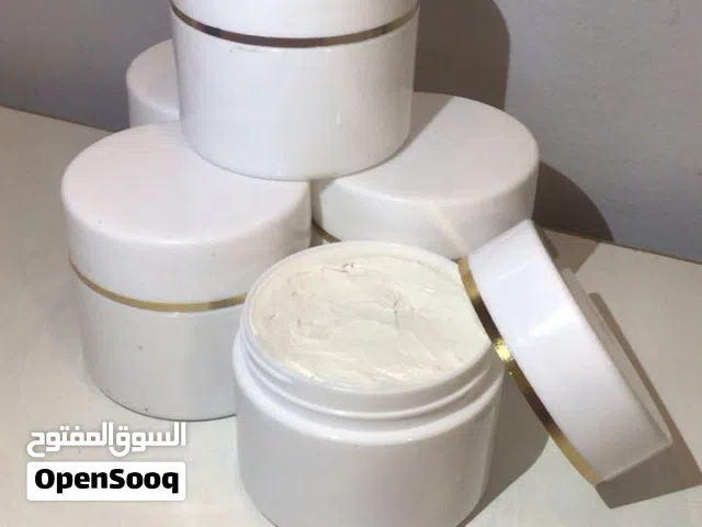 مزيل عرق بالشبة تركيبة طبيعية ونكهات متعددة بسعر مناسب