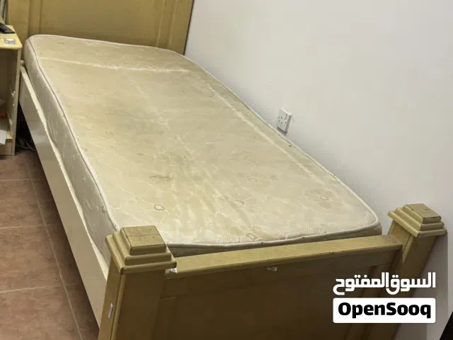 single bed and mattress bd18