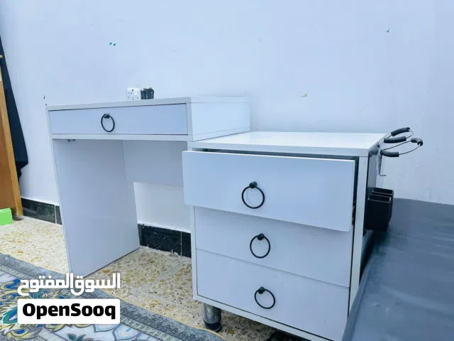 تجهيز كامل لمحل حلاقه