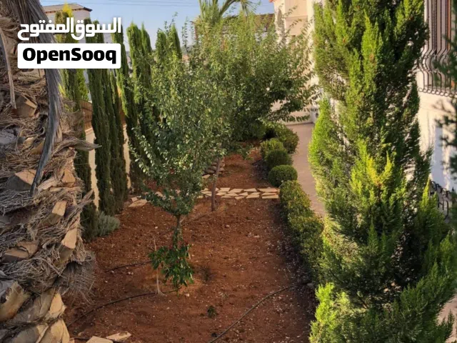 REF:14966 - فيلا فاخرة للبيع – طريق المطار / تلعة الذهب (خلف إيكيا)