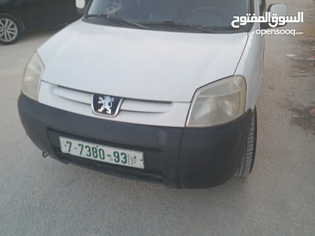 بيجو بارتنر موديل 2008