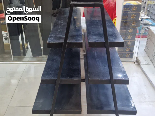 رفوف ملابس حديد