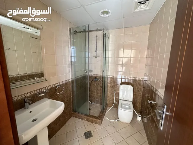 2000ft 2 Bedrooms Apartments for Rent in Sharjah Al Qasemiya