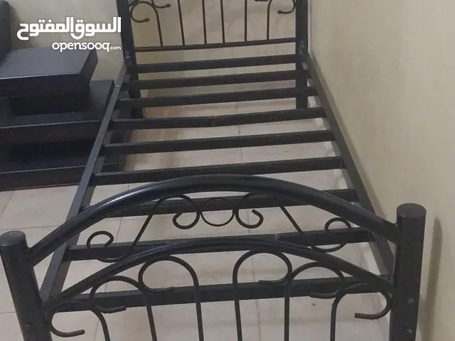 تخت مفرد حديد