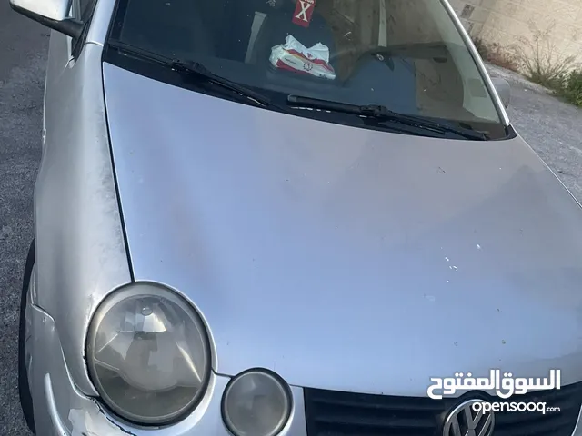 بولو 2004 للبيع موجودة في نابلس