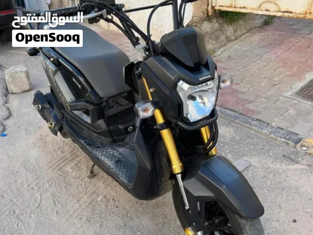 مطلوب هوندا زومركس