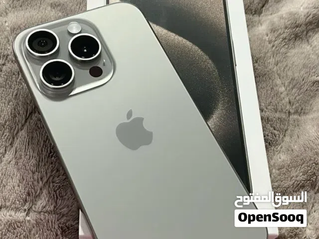 ايفون 15 برو ماكس مراوس مع سامسونج S25 ultra