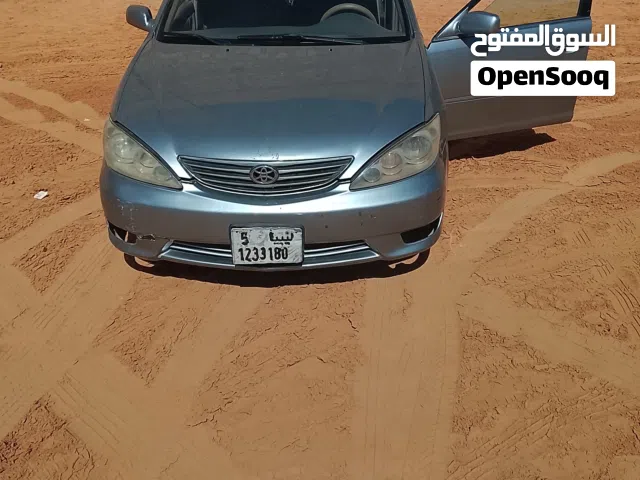 تيوتا كامري 2005