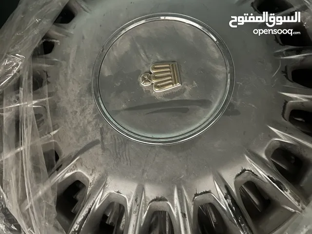 للبيع طيس كراون