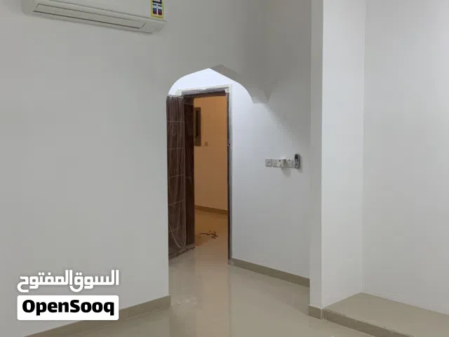250 m2 4 Bedrooms Townhouse for Rent in Muscat Al Khoud
