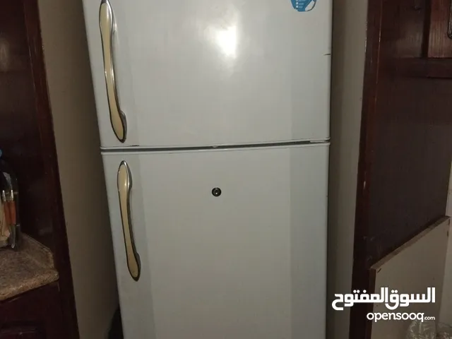 ثلاجه بحاله ممتازه لبيع