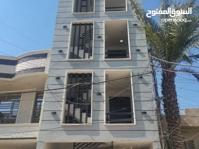 330 m2 More than 6 bedrooms Townhouse for Sale in Baghdad Ghazaliya