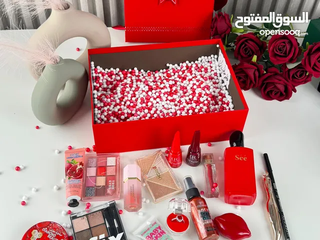 *منذُ أول حَديثٍ دارَ بيننا أدركتُ أنني لَنْ أنجوَ مِنك أبداً مكونات البوكس عطر 100 ml