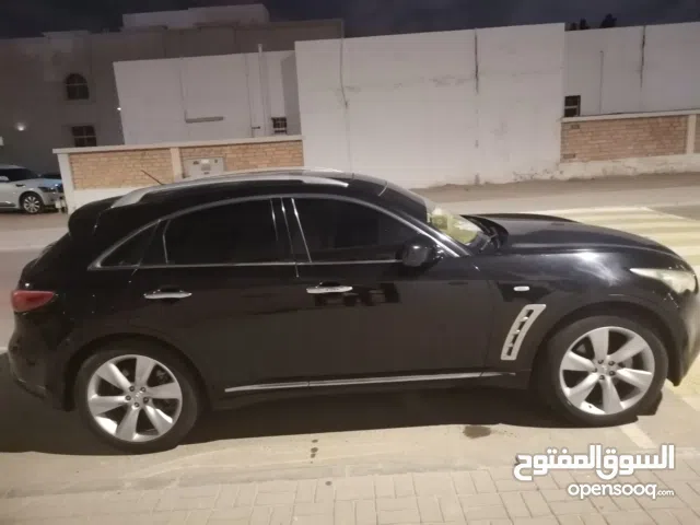 Infinity FX50s 2009, excellent condition, urgent sale