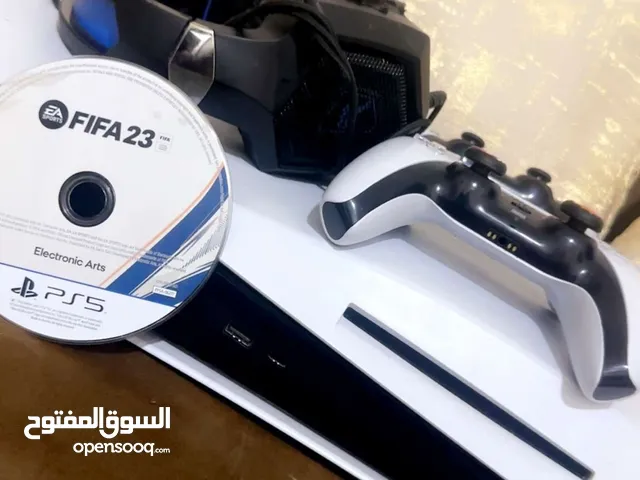 للبيع بلاستيشن 5 مستعمل نظيف الجهاز مايشكي من شي معا قيرين وشريط فيفا 23