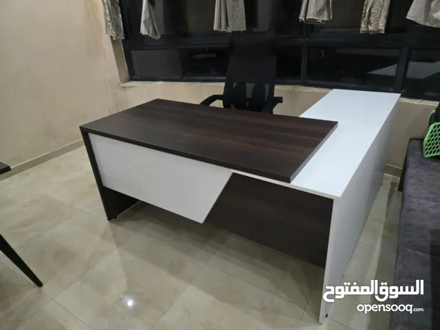 مكاتب وكراسي مدير طبية حديثة مودرن جديدة للبيع
