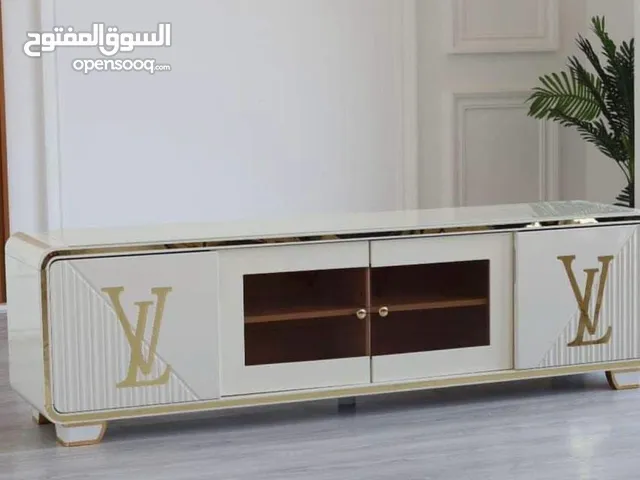 طاولة تلفاز LV