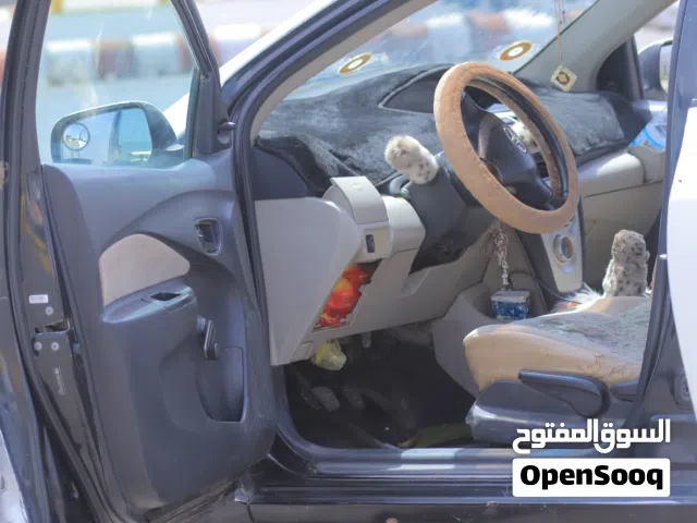 2007 تويوتا يارس Y