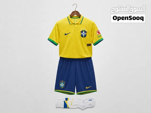 متوفر جميع الاطقم الرياضية بكل المقاسات