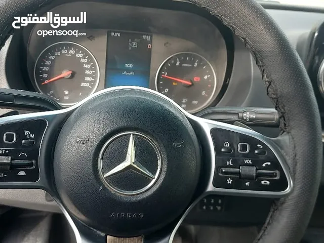 مرسيدس بنز 519