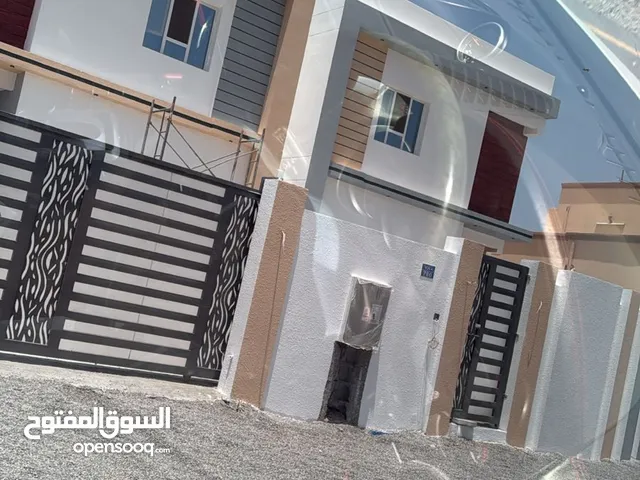 180 m2 5 Bedrooms Villa for Rent in Muscat Azaiba