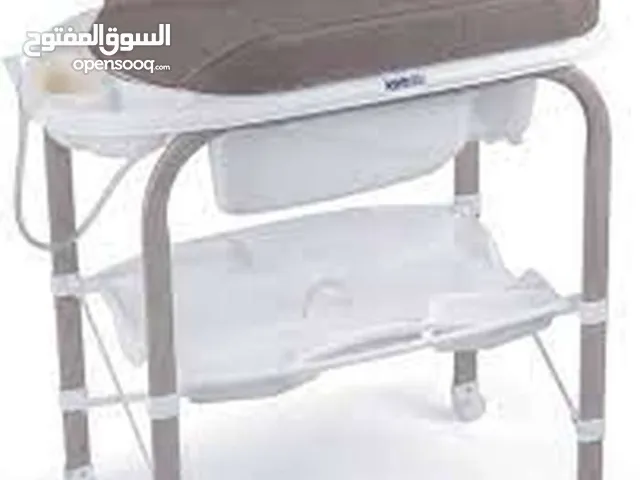 طاولة الغيار الإيطالية من Cam حمام وشور وصابون ولعب مع طفلك من عمر يوم