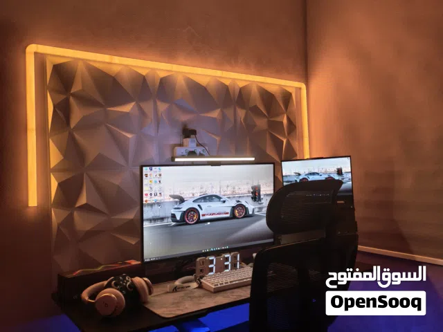ميز كيمنك لون اسود قياس 140 نظيف جدا